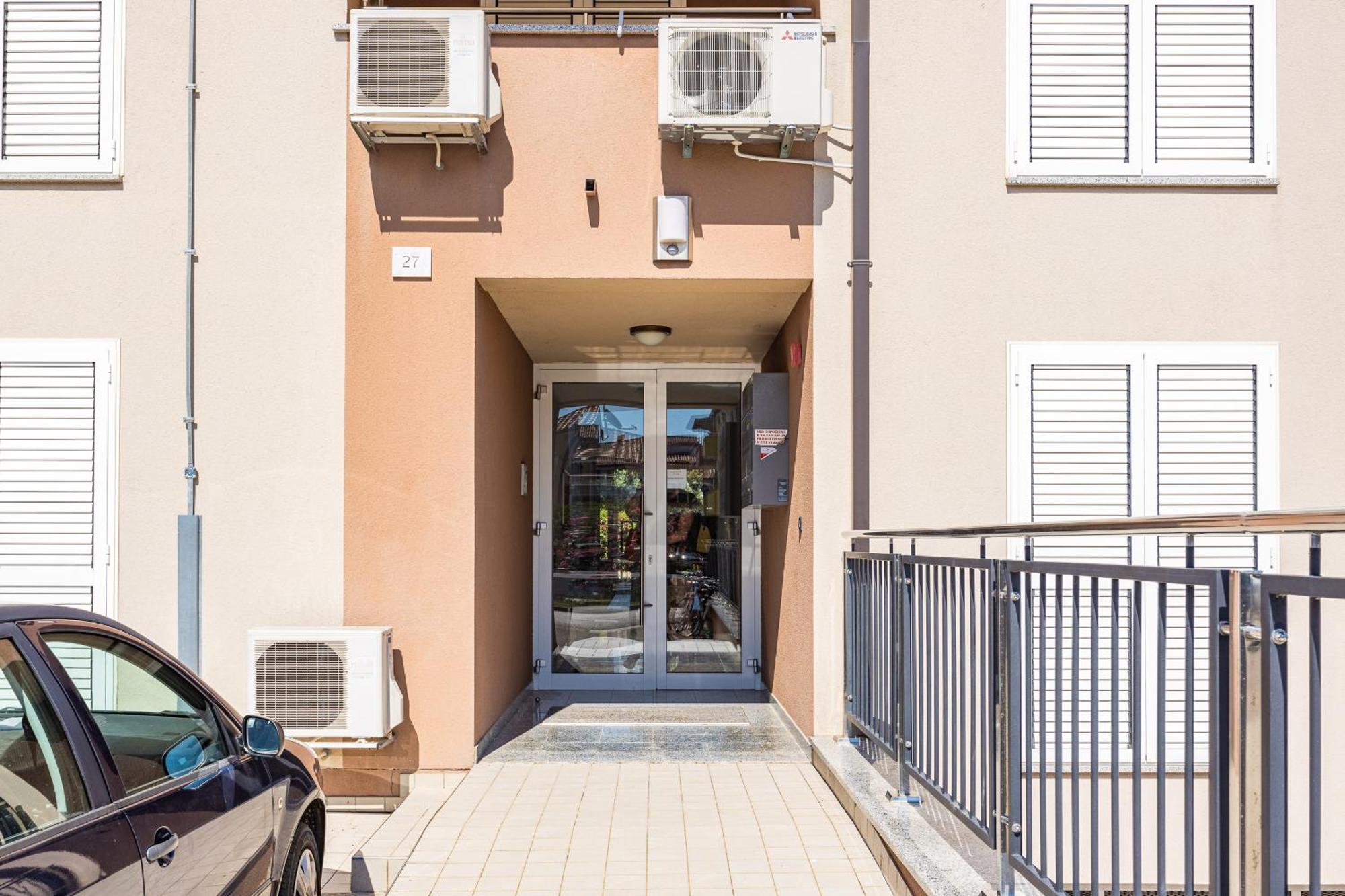 Feniks Fazana Apartman 外观 照片
