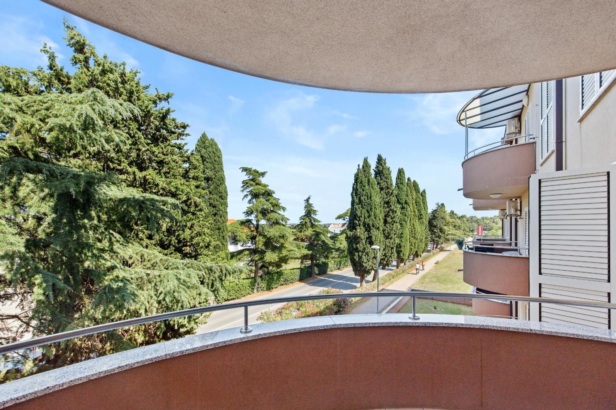 Feniks Fazana Apartman 外观 照片